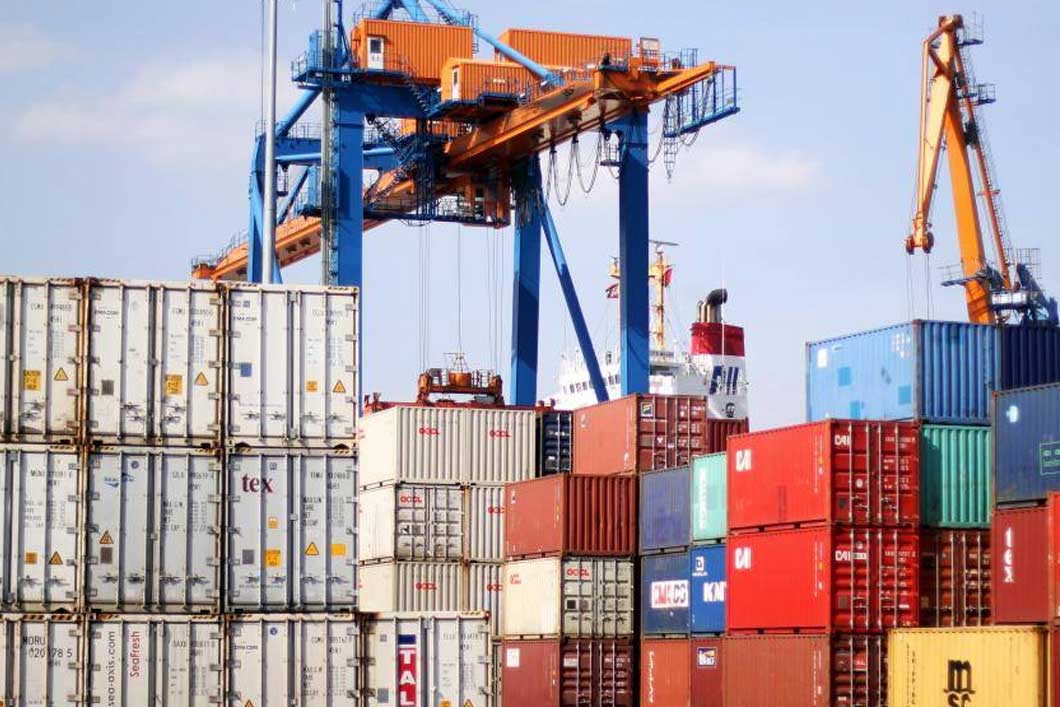 Các hoạt động vận chuyển tại bãi container – CY