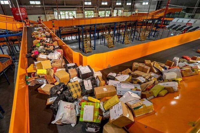 Kho trung chuyển là gì