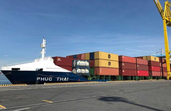 Port of Loading (POL) là gì trong xuất nhập khẩu hàng hóa 2 Hãng tàu GLS