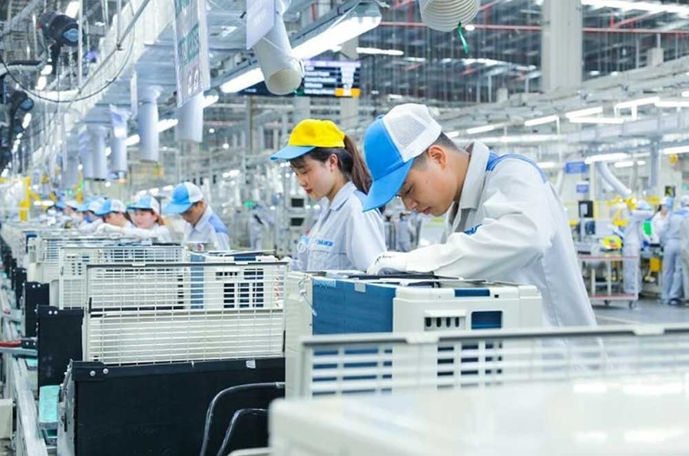 CE là gì? Chứng chỉ CE trong xuất nhập khẩu 4 Sản xuất hàng hóa CE