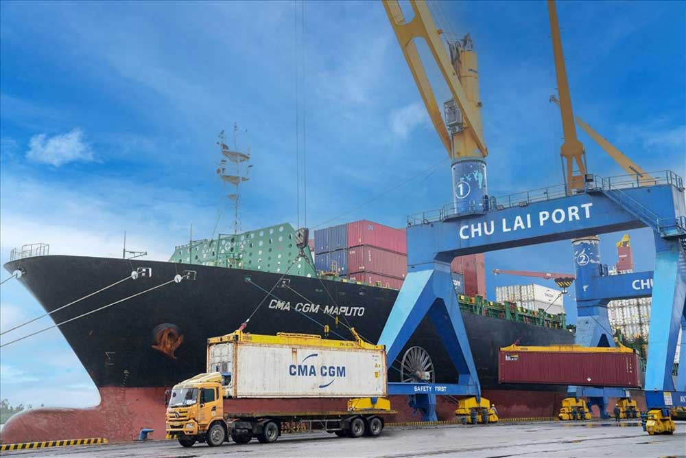 Vận chuyển hàng sang Lào