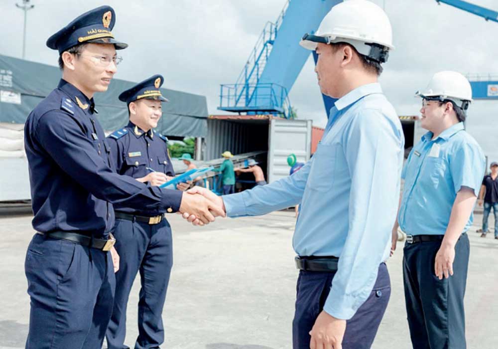 Tham vấn trị giá hải quan là gì? Quy trình và cách xử lý khi bị kiểm giá 4 Thủ tục hải quan